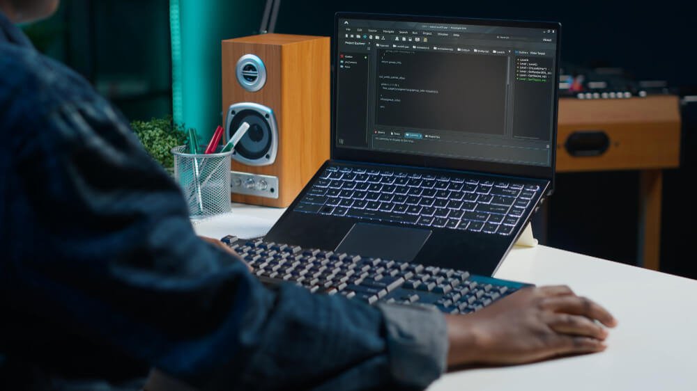 Website maintenance services for small businesses, ecommerce, corporation, non-profit organizations, and professional service providers.